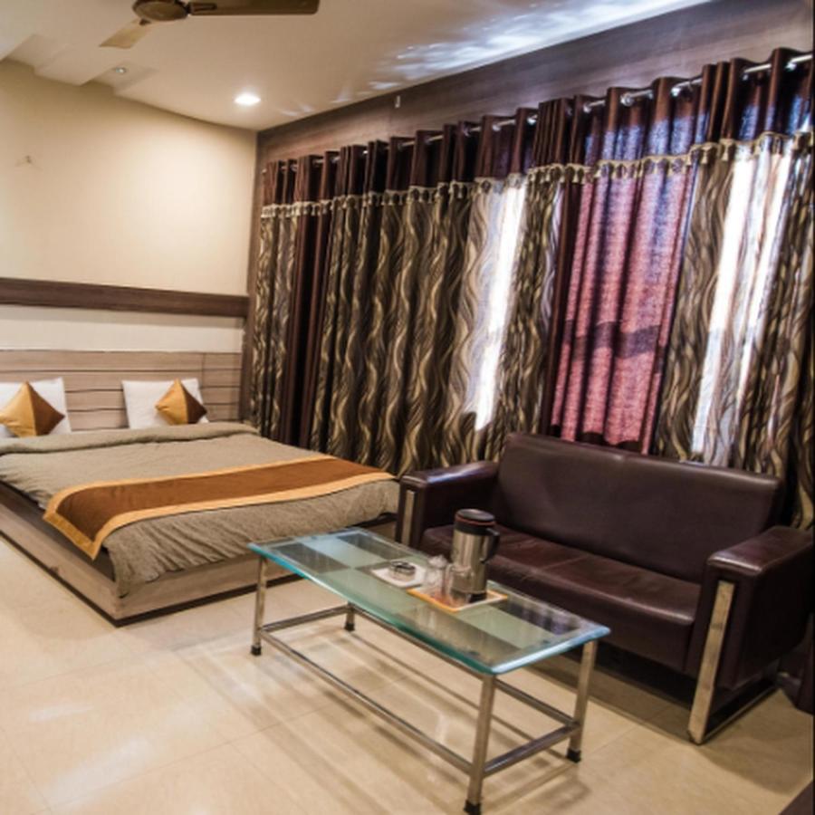 Brij Palace Hotel Bhopal Buitenkant foto